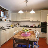 House in the suburbs in Italy, Pienza, 200 sq.m.