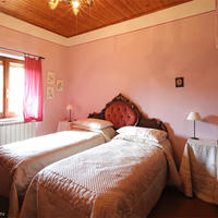 House in the suburbs in Italy, Pienza, 200 sq.m.