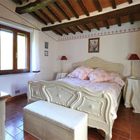 House in the suburbs in Italy, Pienza, 200 sq.m.
