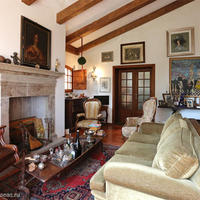 Дом в пригороде в Италии, Пьенца, 790 кв.м.