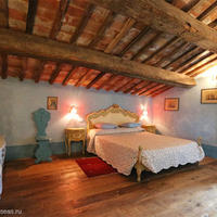 Дом в пригороде в Италии, Пьенца, 440 кв.м.