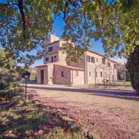 Castle in the suburbs in Italy, Giano dell'Umbria, 420 sq.m.