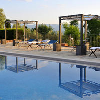 Дом в пригороде в Италии, Пьенца, 457 кв.м.