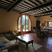 Вилла в пригороде в Италии, Пьенца, 350 кв.м.