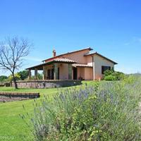 Дом в пригороде в Италии, Пьенца, 90 кв.м.