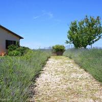 Дом в пригороде в Италии, Пьенца, 90 кв.м.