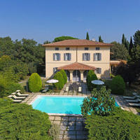 Вилла в пригороде в Италии, Пиза, 1080 кв.м.