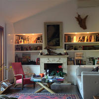 Apartment at the second line of the sea / lake, in the suburbs in Italy, Pienza, 145 sq.m.