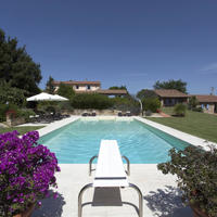 Дом в пригороде в Италии, Пьенца, 615 кв.м.