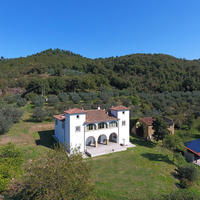 House in the suburbs in Italy, Pisa, 430 sq.m.