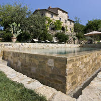 House in the suburbs in Italy, Pienza, 400 sq.m.