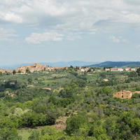 House in the suburbs in Italy, Montalcino, 300 sq.m.