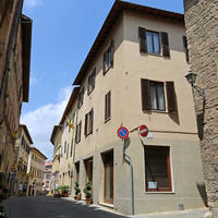 Апартаменты в центре города в Италии, Пьенца, 135 кв.м.