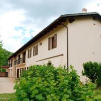 Villa in the suburbs in Italy, Lombardia, Varese, 510 sq.m.