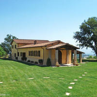 Дом в пригороде в Италии, Джано-дель-Умбрия, 900 кв.м.