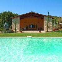 House in the suburbs in Italy, Giano dell'Umbria, 900 sq.m.