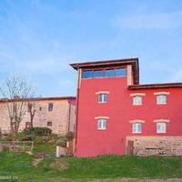 Дом в пригороде в Италии, Джано-дель-Умбрия, 710 кв.м.