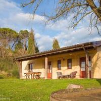 Дом в пригороде в Италии, Джано-дель-Умбрия, 710 кв.м.