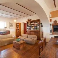 Дом в пригороде в Италии, Джано-дель-Умбрия, 710 кв.м.