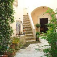 Villa in the city center in Italy, Ruvo di Puglia, 300 sq.m.