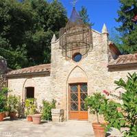 House in the city center in Italy, Montalcino, 500 sq.m.