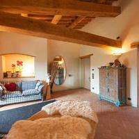 House in Italy, Giano dell'Umbria, 435 sq.m.