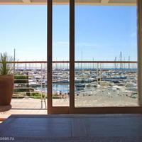 Apartment at the first line of the sea / lake in Italy, Pisa, 78 sq.m.