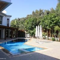 Villa at the first line of the sea / lake in Republic of Cyprus, Vasa, 331 sq.m.