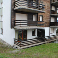 Apartment in the suburbs in Switzerland, Geneve, 30 sq.m.