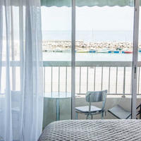 Flat at the first line of the sea / lake in Guyane, 40 sq.m.