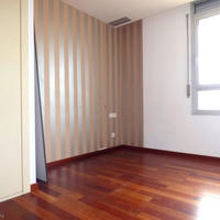 Flat in Spain, Catalunya, el Besos i el Maresme, 107 sq.m.