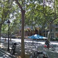 Flat in the city center in Spain, Catalunya, Barcelona, 124 sq.m.