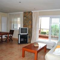 Квартира на первой линии моря/озера в Испании, Каталония, Багур, 80 кв.м.