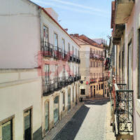 Other commercial property in Portugal, Lisbon, 178 sq.m.