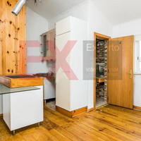 Other commercial property in Portugal, Lisbon, 112 sq.m.