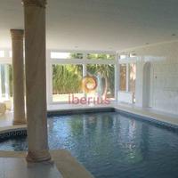 Дом в Испании, Каталония, Багур