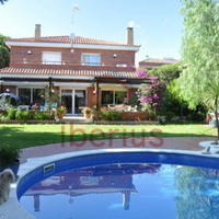 Дом в Испании, Каталония, Багур