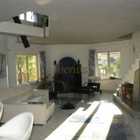 Дом в Испании, Каталония, Багур