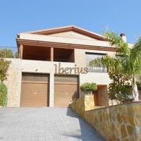 Дом в Испании, Каталония, Багур