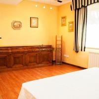 Дом в Испании, Каталония, Багур