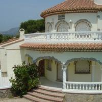 Дом в Испании, Каталония, Багур