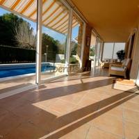 Дом в Испании, Каталония, Багур