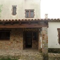 Дом в Испании, Каталония, Жирона