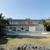 Дом в Испании, Каталония, Жирона