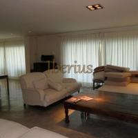 Дом в Испании, Каталония, Жирона