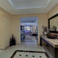 Apartment at the first line of the sea / lake in Spain, Andalucia