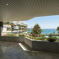 Apartment at the first line of the sea / lake in Spain, Andalucia