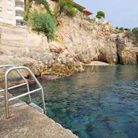 Apartment at the first line of the sea / lake in Spain, Balearic Islands, Palma