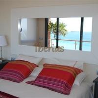 Вилла на первой линии моря/озера в Испании, Андалусия, Марбелья