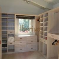 Дом в Испании, Каталония, Жирона